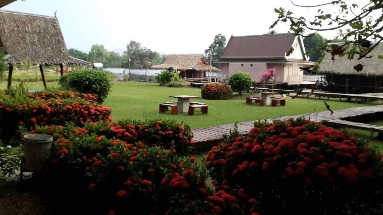 Bamboo House Resort كانتْشانابوري المظهر الخارجي الصورة